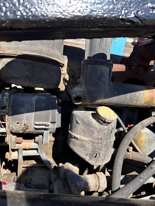 ЮМЗ с КУН ,  4 метра высота подъёма.