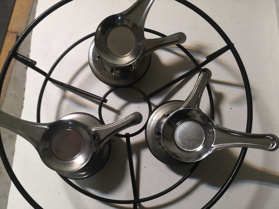 Grelhador de mesa em pedra com sup. metálico