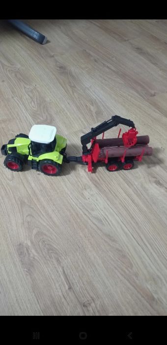 Traktor zabawka  dla dziecka