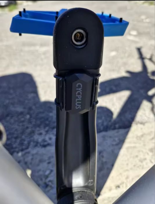 Датчик швидкості каденса для велосипеда.