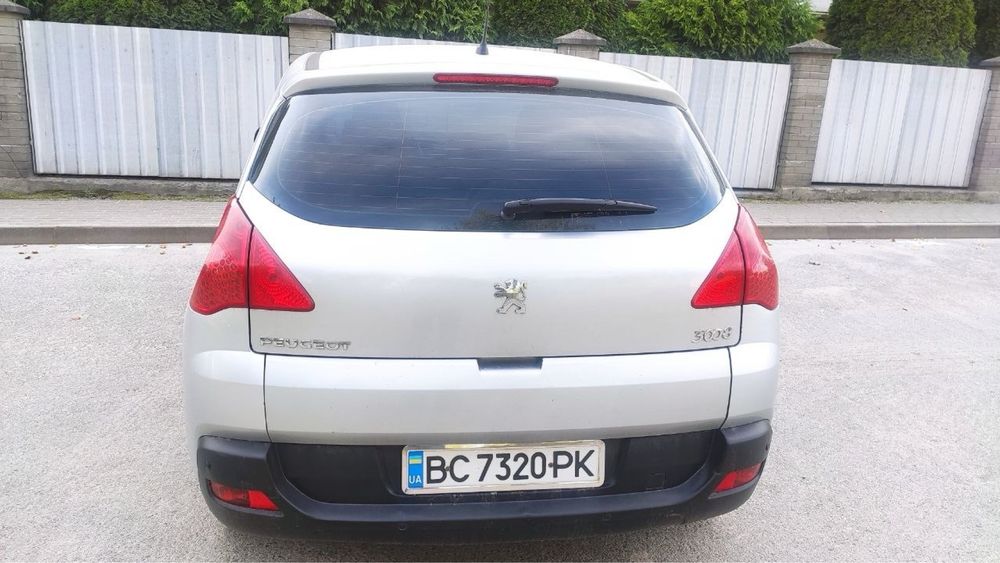 Peugeot 3008 2011