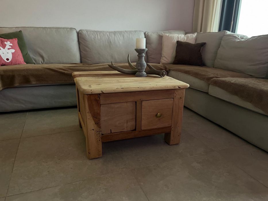 Stolik kawowy drewniany