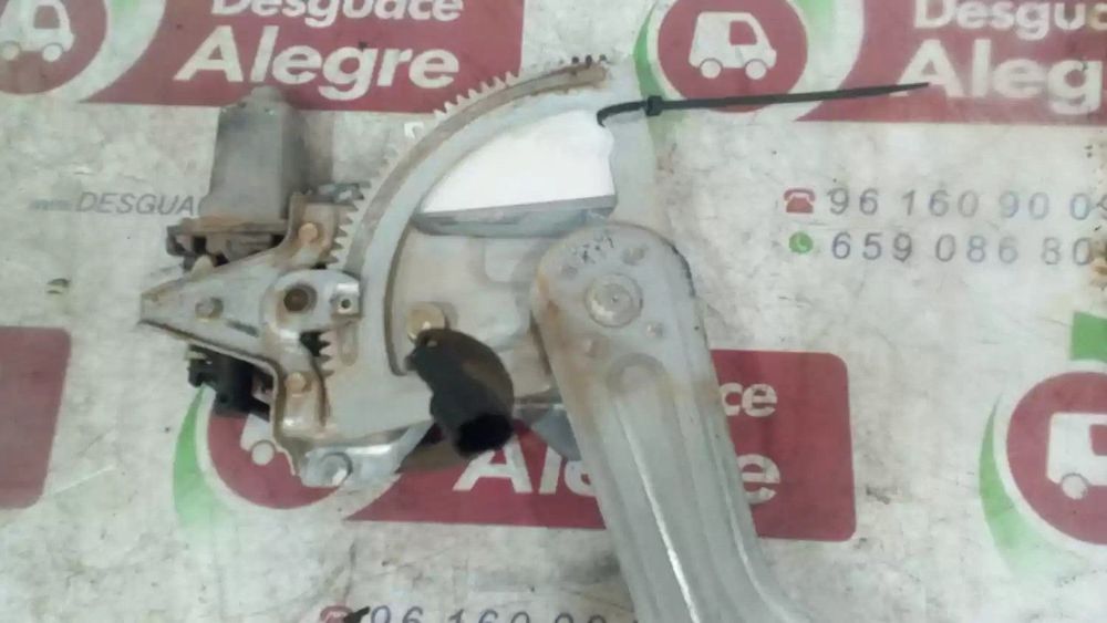 ELEVADOR DE VIDRO TRASEIRO ESQUERDO KIA RIO BREAK FAMILIAR 2002 -0K30C7356Y