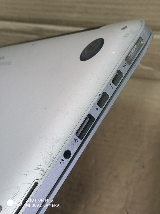 Apple MacBook Pro "model A1398"