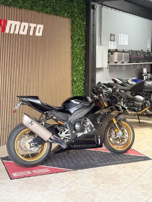 Honda CBR1000RR-R SP