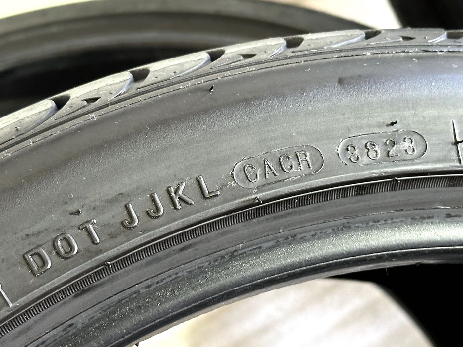 225/40 R19 Nexen