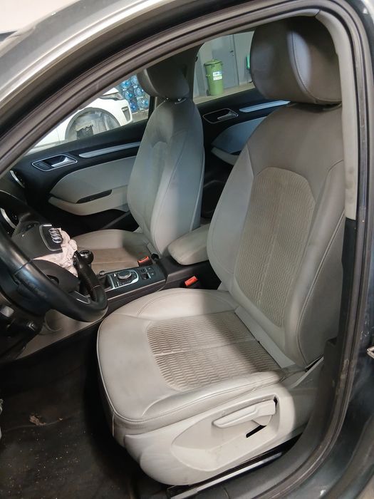 Conjunto Bancos AUDI A3 (8V1, 8VK)