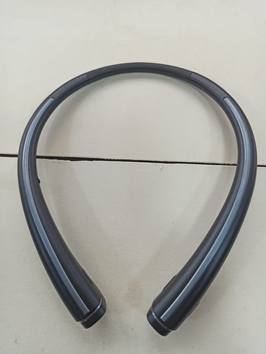 Наушники LG "HBS-F110"