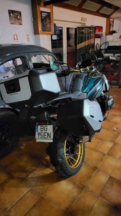 BMW GS1300R OPTION 719 com numero de chassis terminado em 719