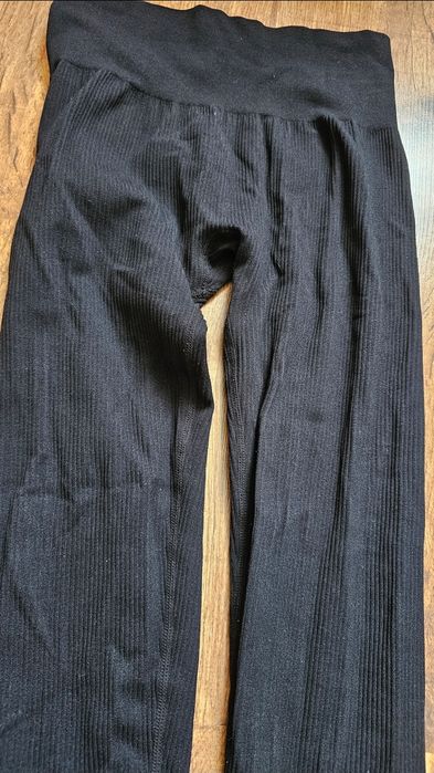Legginsy damskie prążek M