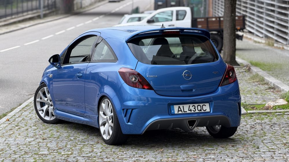 Opel Corsa 1.6T  192cv