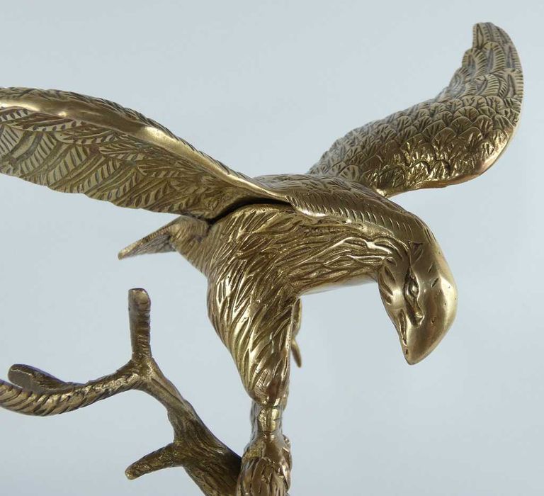 Figura rzeźba ORZEŁ na gałęzi mosiądz 30 cm