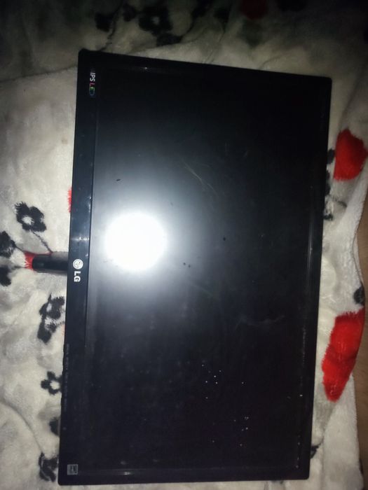 Продаю IPS Монитор LG