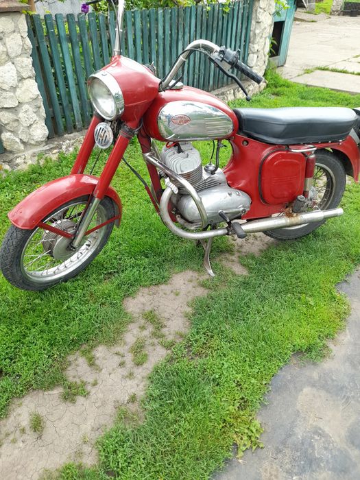 Мотоцикл ява 350 старушка