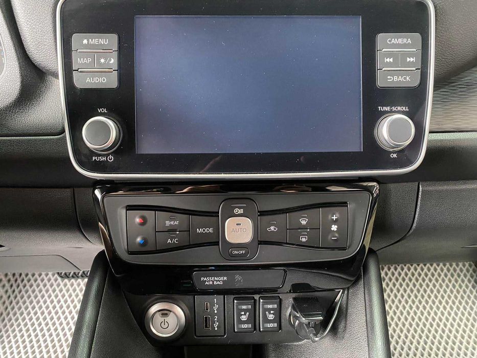 Nissan Leaf 2020 + альтернативне джерело живлення для дому