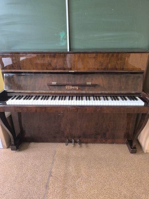 Pianino Offberg.