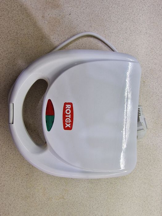 Продам бутербродниця Rotex rsm110-w