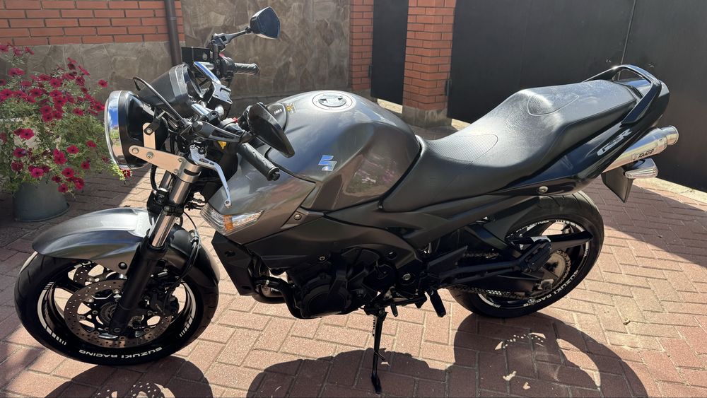 Suzuki GSR400  ABS Сузуки 2013 рік