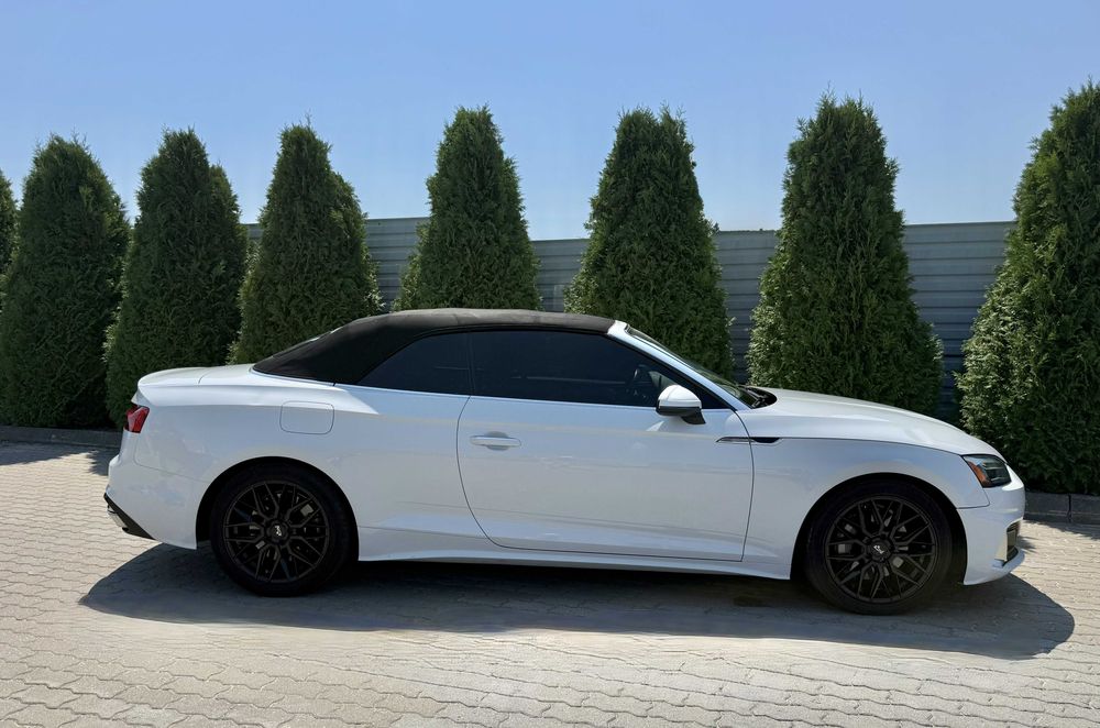 Оренда автомобіля Audi A5 Кабріолет Львів. Орендуй авто для фотосесії чи відпочинку.