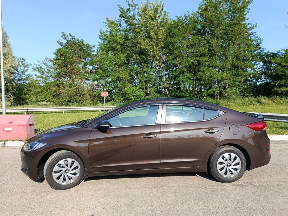 Продам Hyundai Elantra 2018