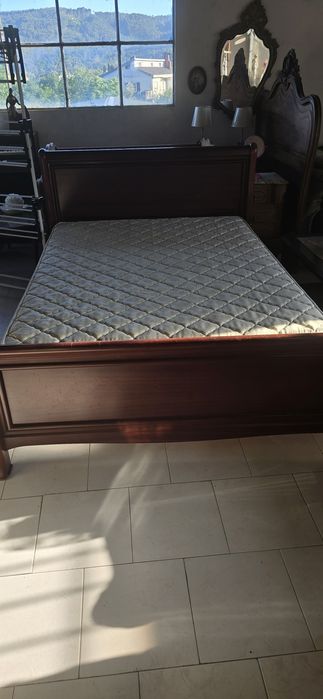 Cama madeira maciça