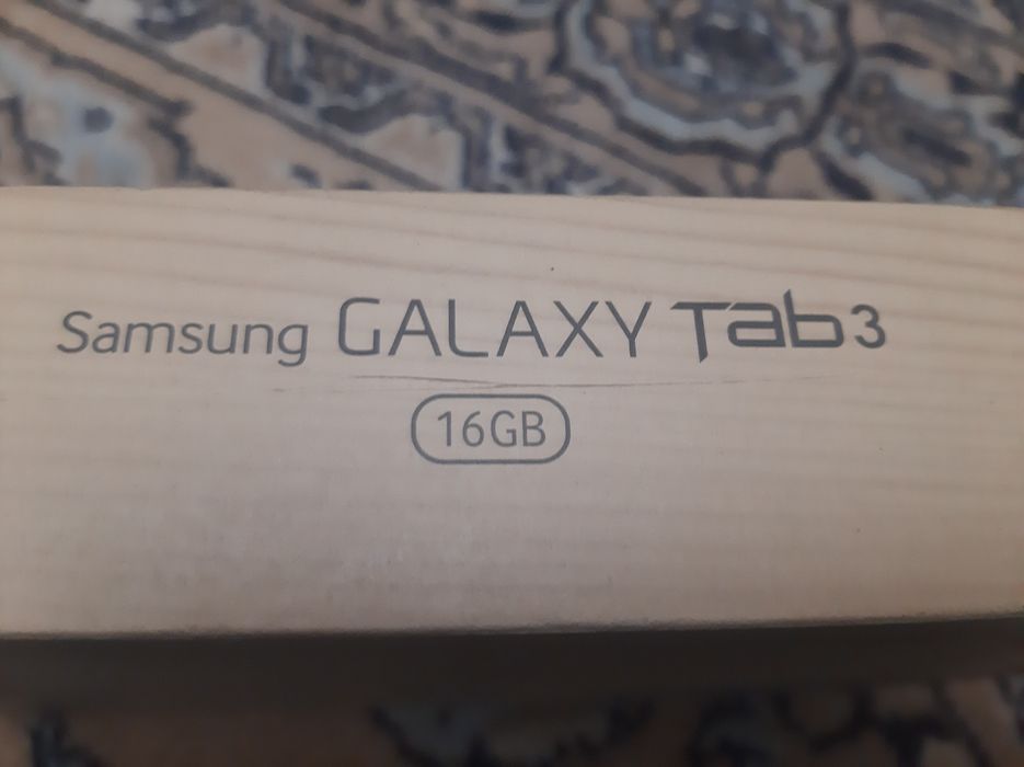 Продам  Samsung Galaxy Tab3 планшет