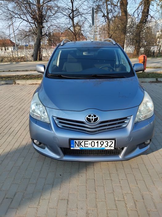 Toyota verso 2009