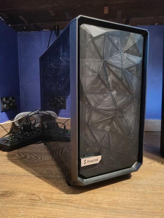 KOMPUTER GAMINGOWY     Ryzen 7 7800X3D     RTX 4070 SUPER    32GB DDR5