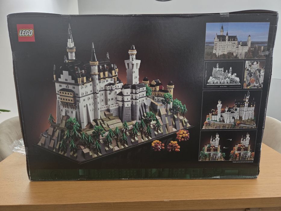 LEGO Architecture 21063 Neuschwanstein Castle