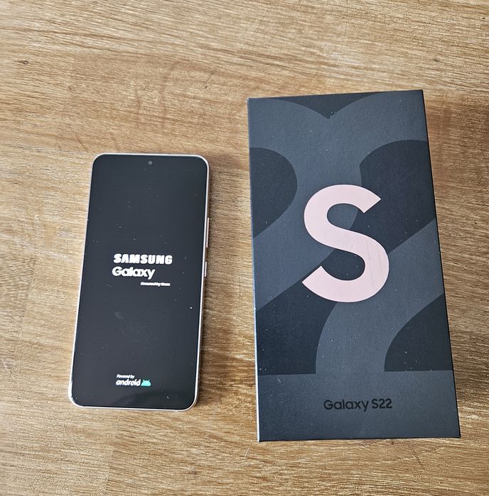 Samsung Galaxy S22