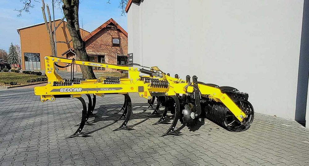 Zawieszany kultywator marki BEDNAR Fenix FN 3000
