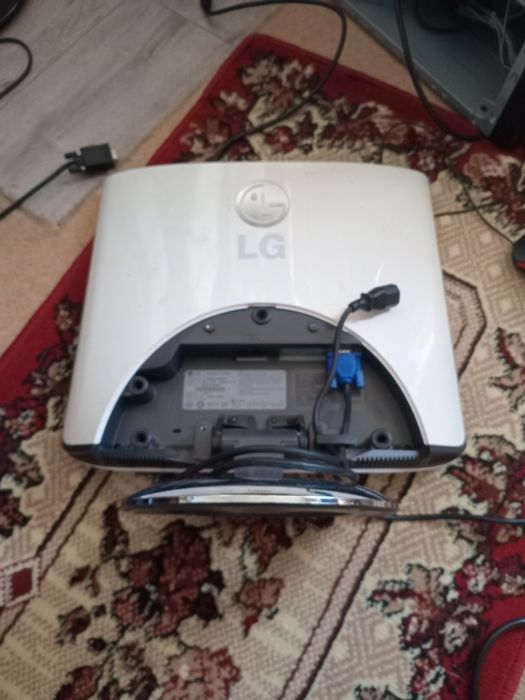 Монітор LG робочий
