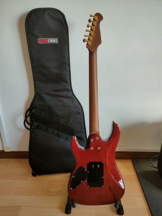 Guitarra Harley Benton Fusion Guitar Max Signature