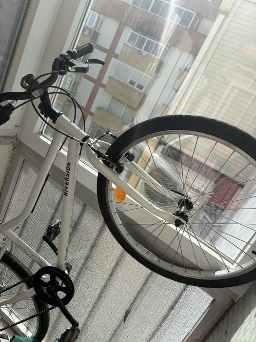 Bicicleta pouco usada