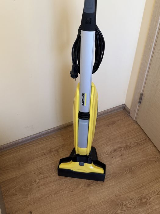 Миючий пилосос електрошвабра Karcher FC 5
