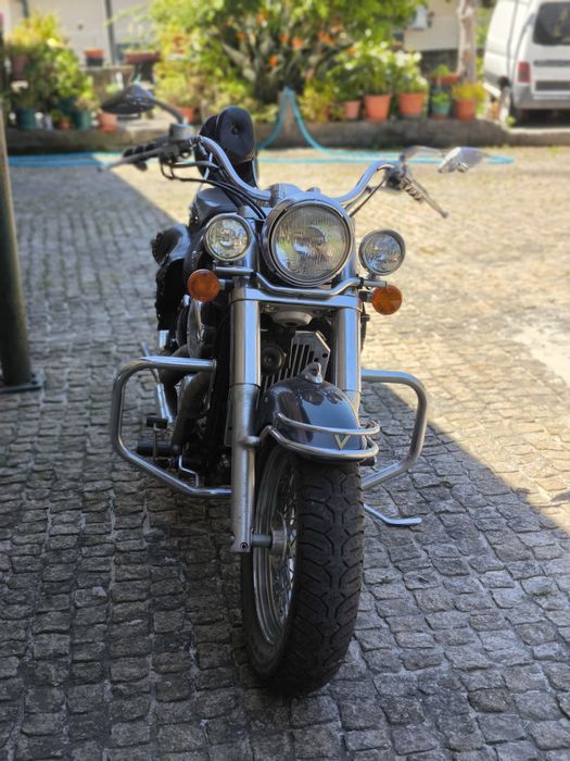 MOTO KAWASAKI 800 classic