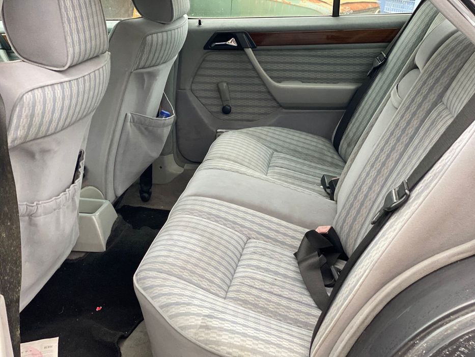 PEÇAS Mercedes W124 250D