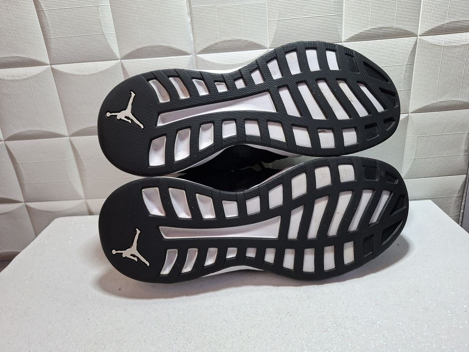 Jordan Formula 23, rozmiar 42,5