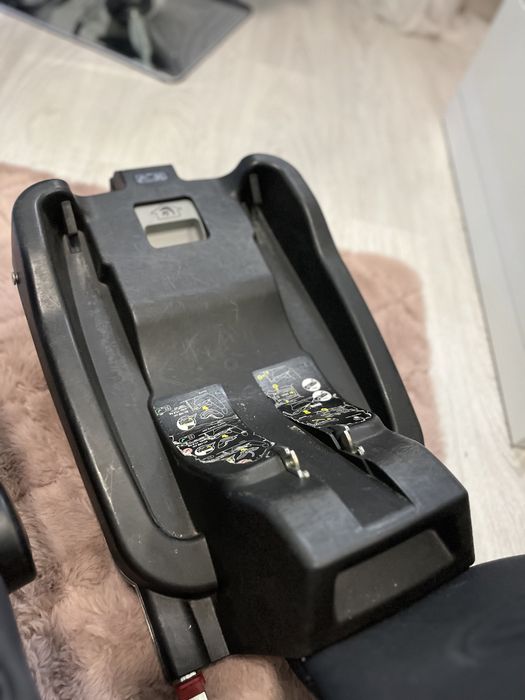 Avionaut pixel fotelik z bazą dla dzieci 0-13 kg