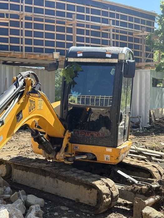 Продається ескаватор в робочому стані JSB8045