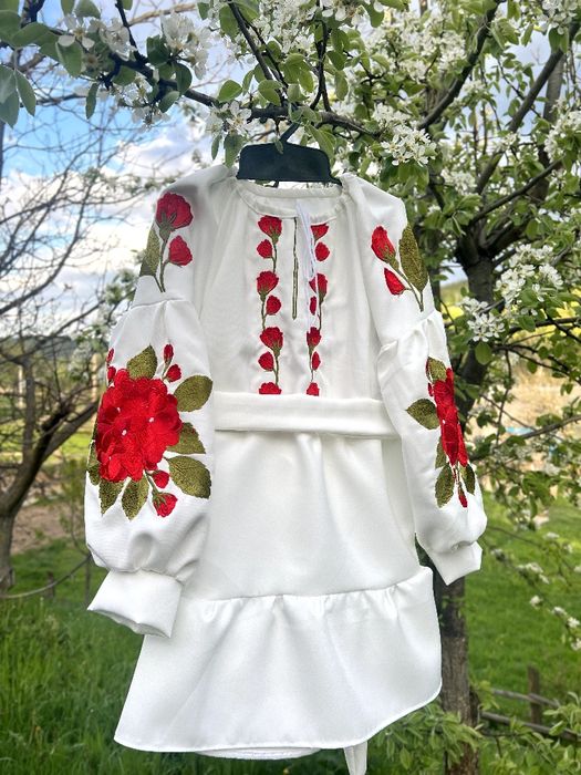 Плаття для дівчаток