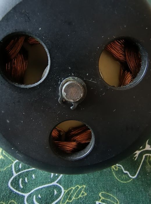 Magnetofon Revox B77 - silnik tależyka ( przewijanie)