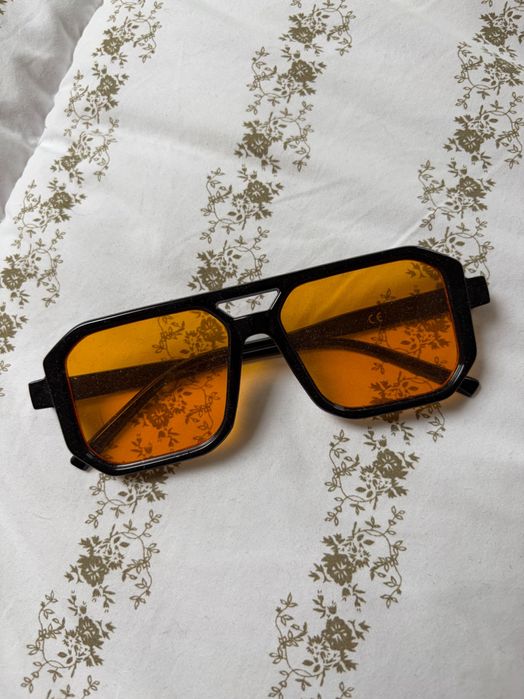 Okulary retro, pomarańczowe szkła