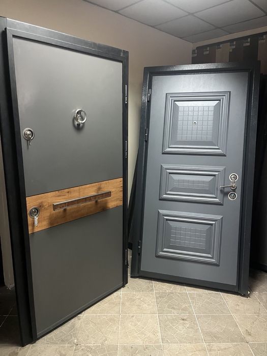 Двері вхідні броньовані РОЗПРОДАЖ