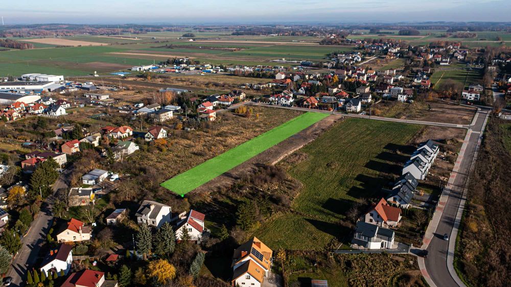 Działka inwestycyjna 2300-4700 m2 => Centrum 1 km <=