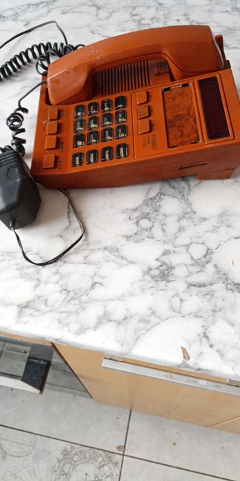 Стационарный телефон мэлт 3000