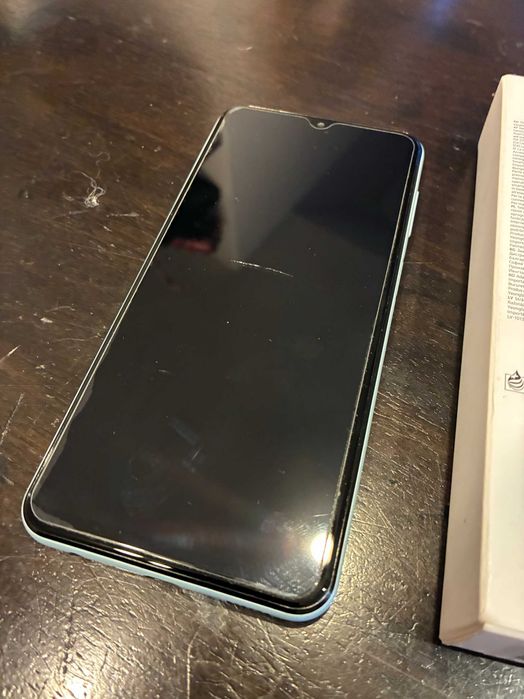smartfon samsung M113 64gb używany był w firmie