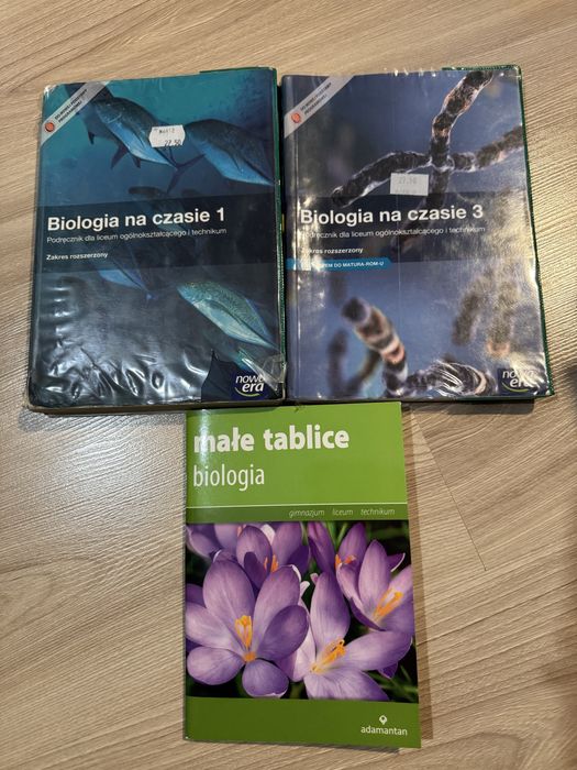 Podręczniki biologia, biologia na czasie, Nowa Era, małe tablice biologia