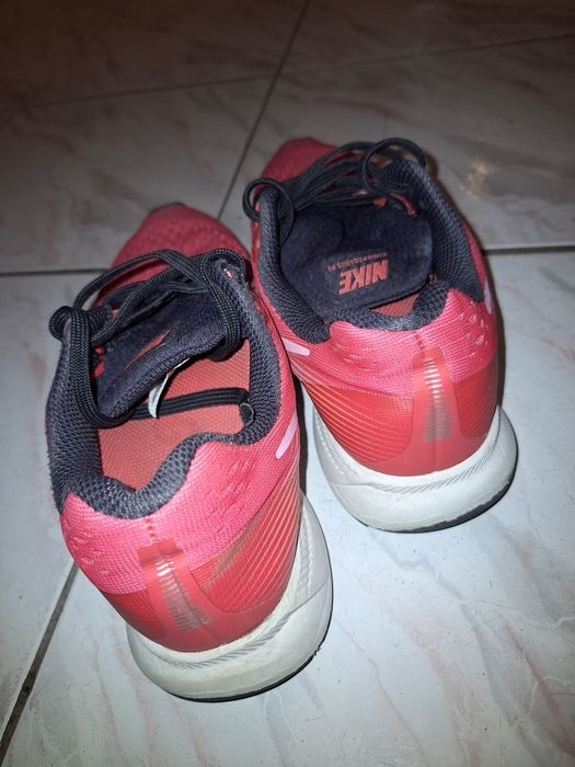 Buty sportowe Nike Zoom Pegasus 34, rozmiar 38,5. + baleriny Gratis.