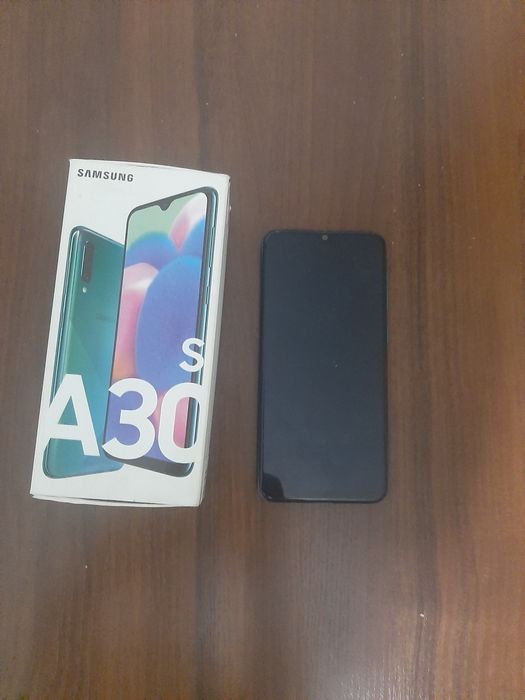 Продам телефон Самсунг